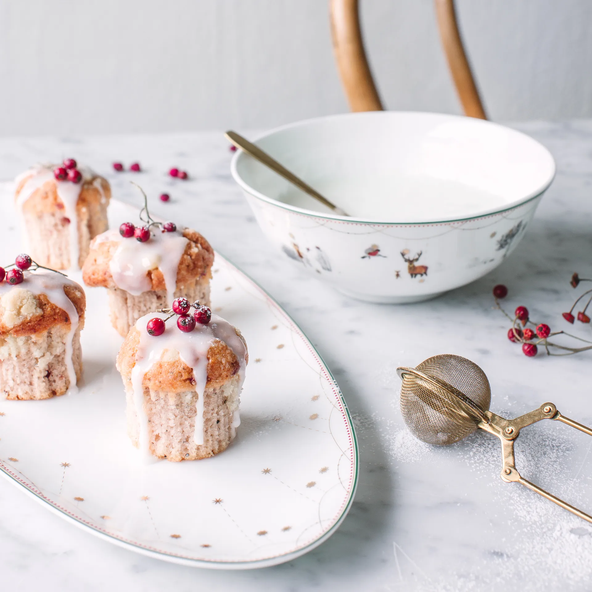 크리스마스 아침 서빙 접시 오벌, 41 cm Wik & Walsøe | 윅 & 왈쉐