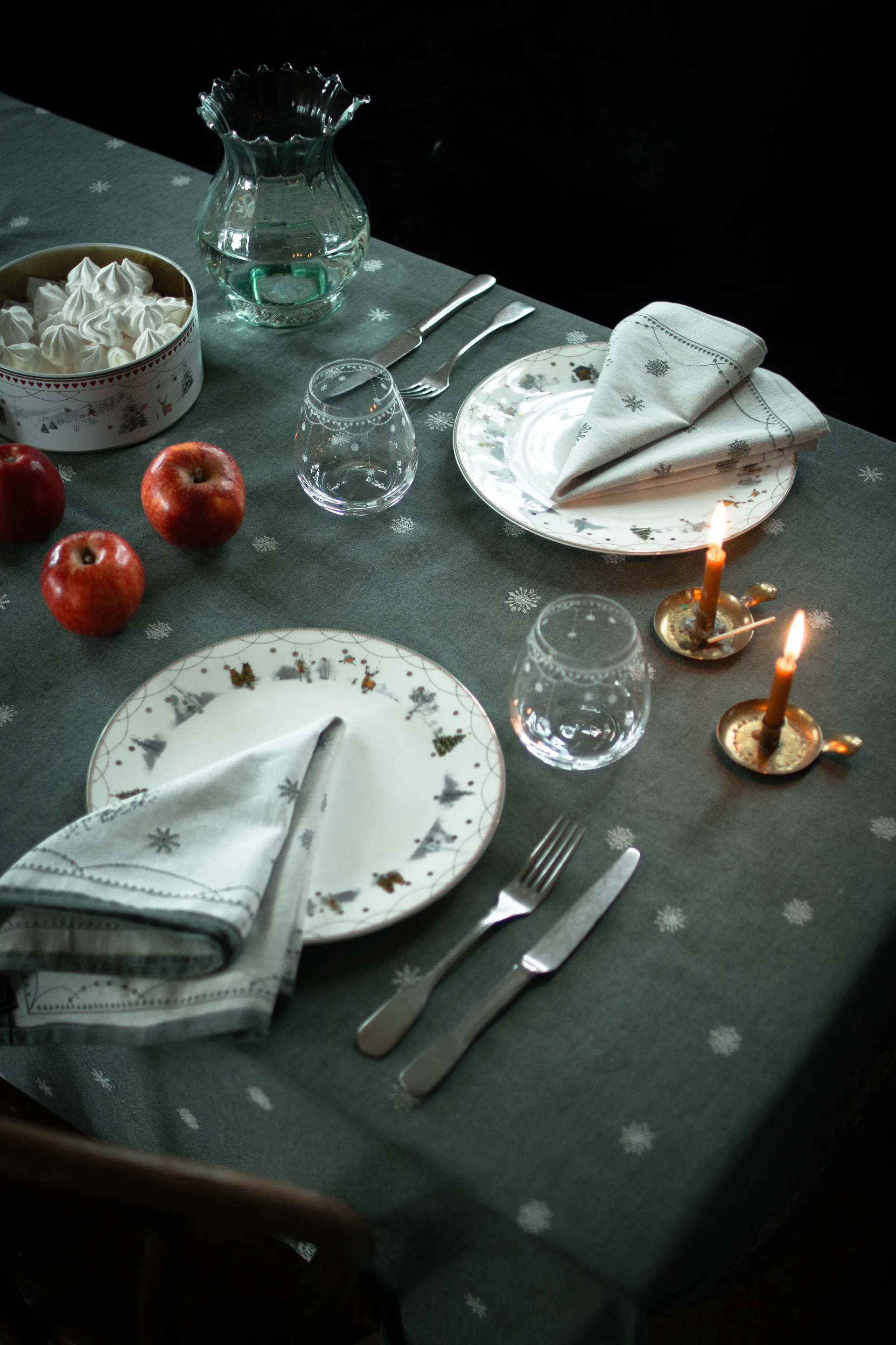 크리스마스 모닝 패브릭 냅킨 45x45 cm 2개 세트, White-green Wik & Walsøe | 윅 & 왈쉐