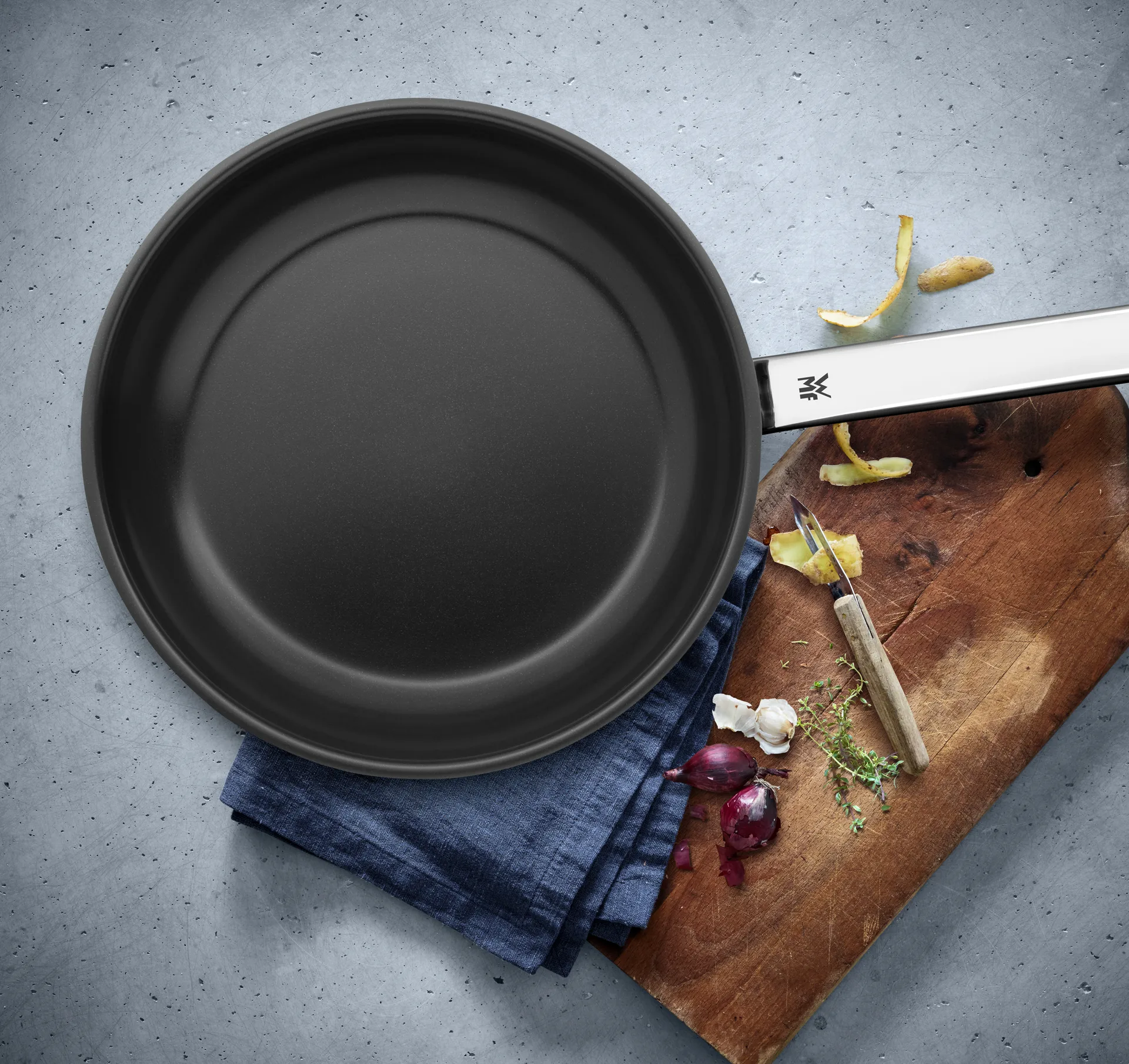 듀라도 크로마간 프라이팬, 32 cm WMF | 더블유엠에프