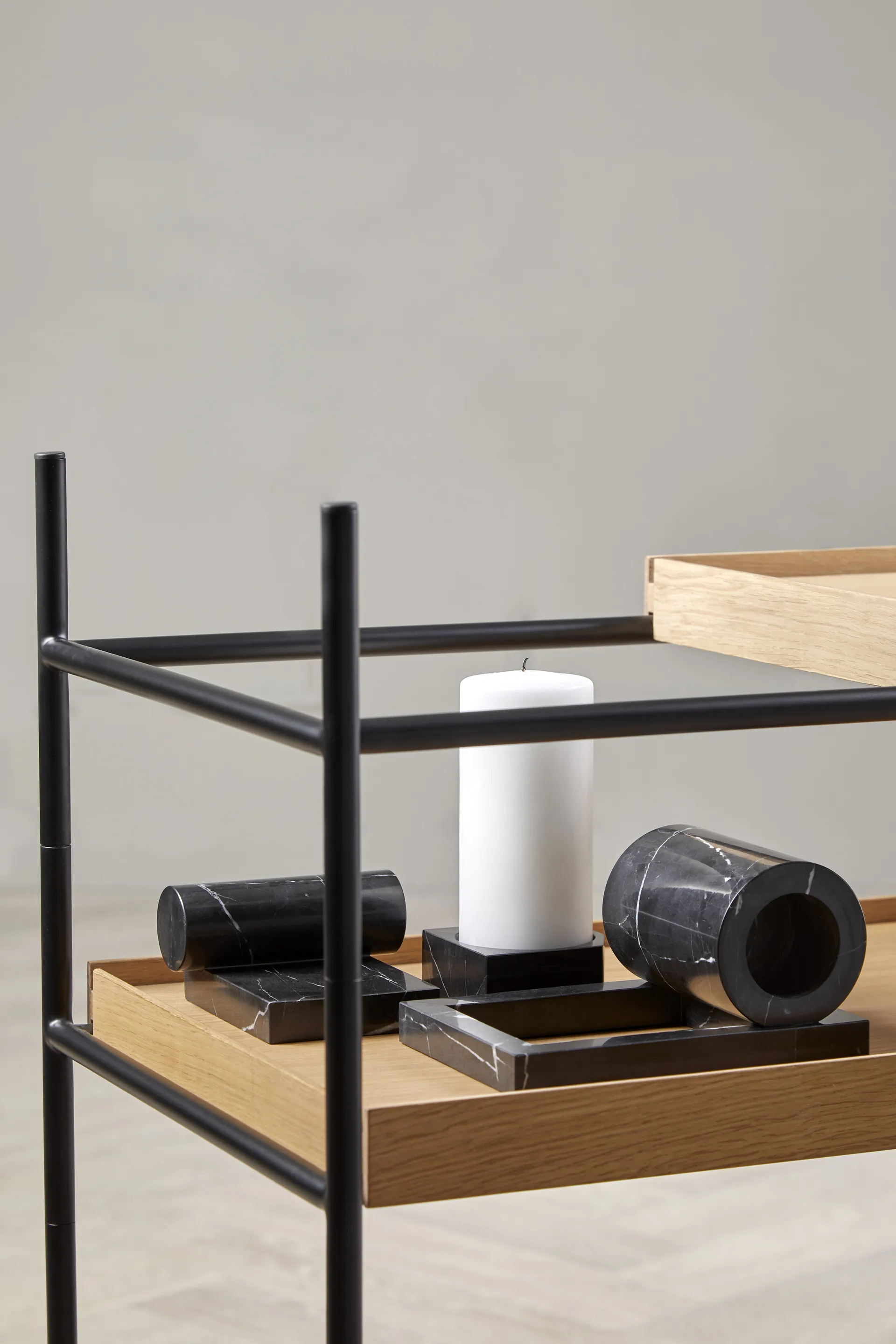 북엔드 북 서포트 마블, Black Woud | 우드