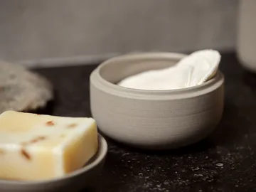 센수 병과 뚜껑 Ø10.5x7.5 cm - Taupe - Zone Denmark | 존 덴마크