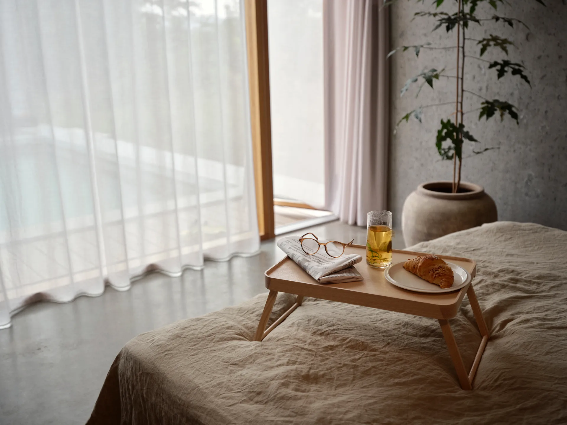 이누 트레이, Ash Zone Denmark | 존 덴마크