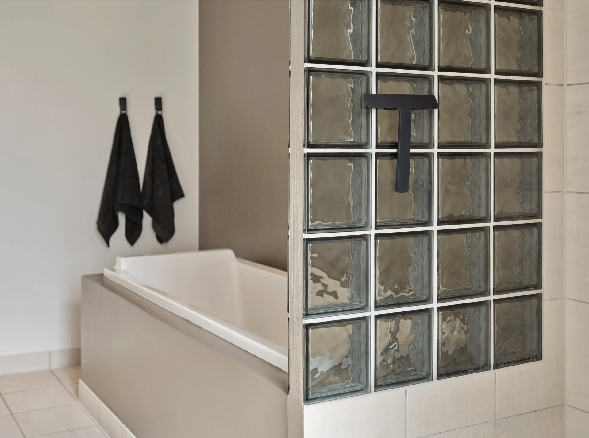 우메 훅, Black Zone Denmark | 존 덴마크