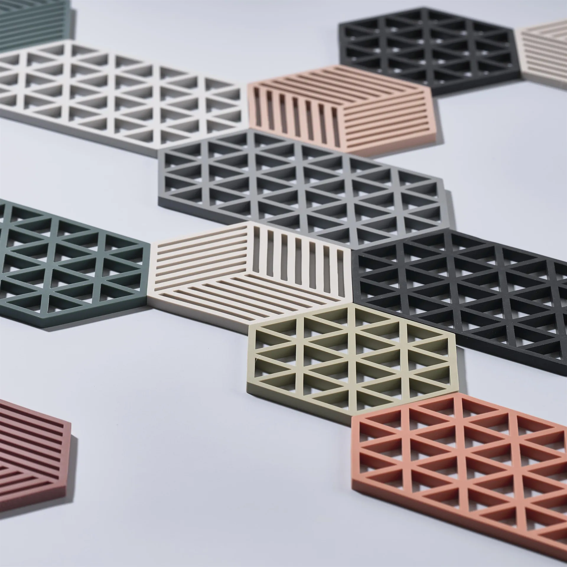 트라이앵글 냄비받침대, cool grey Zone Denmark | 존 덴마크