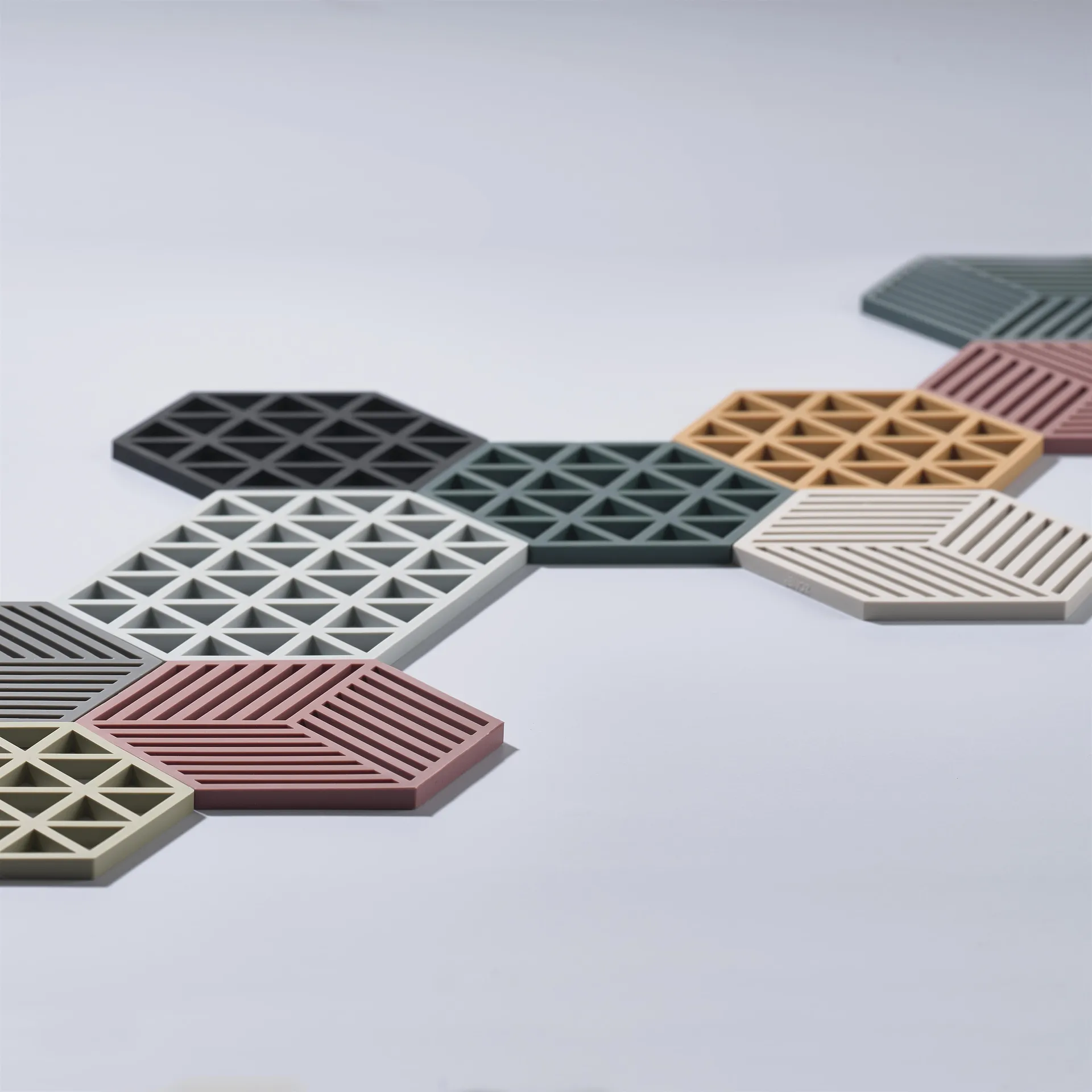 트라이앵글 냄비받침대, cool grey Zone Denmark | 존 덴마크