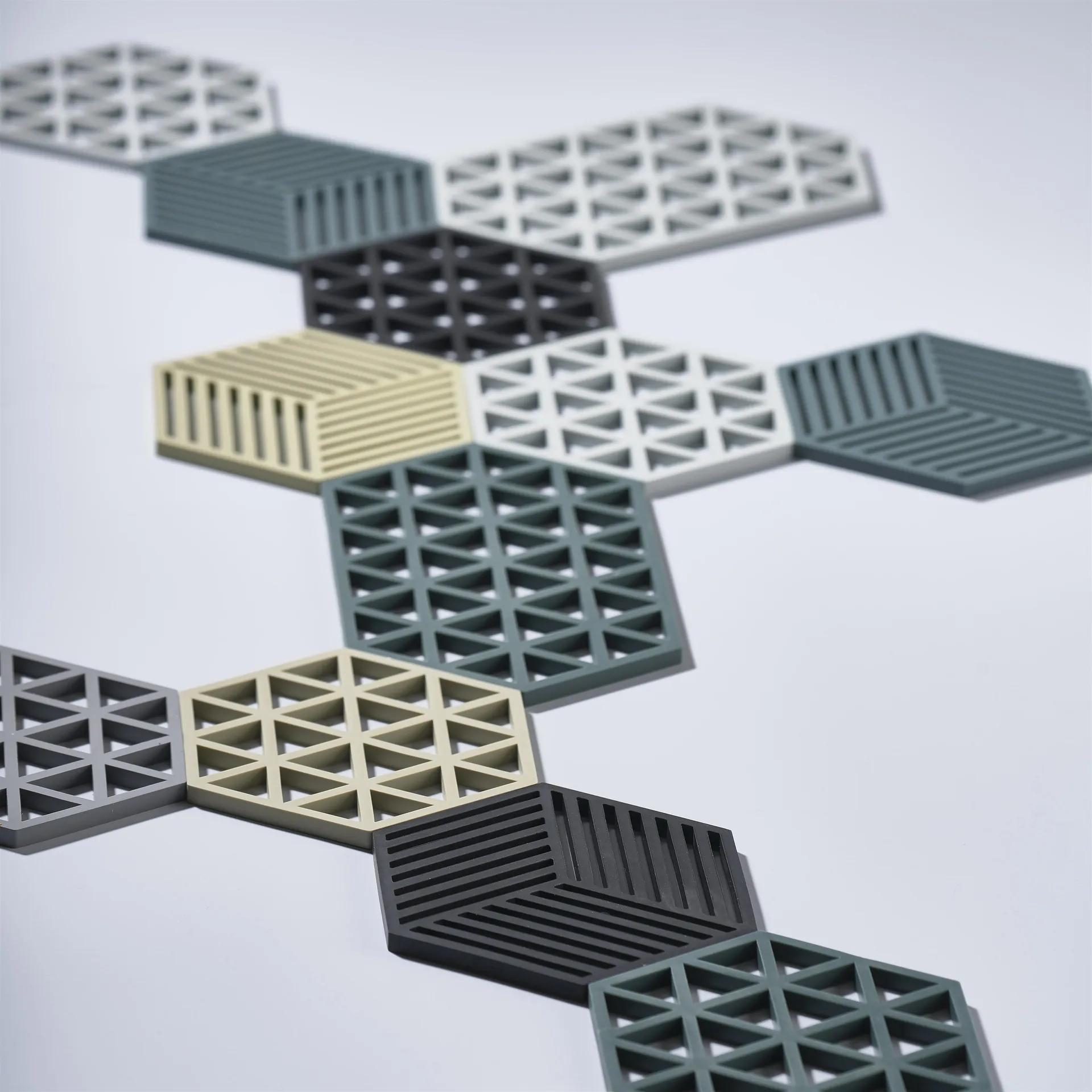 트라이앵글 냄비받침대, cool grey Zone Denmark | 존 덴마크