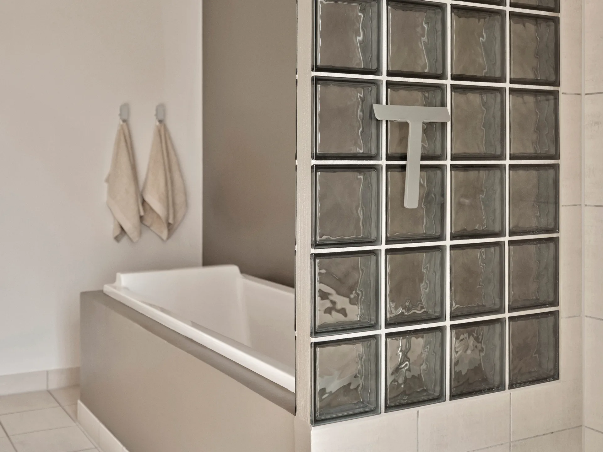 우메 스크레이퍼 홀더 포함, Eucalyptus Zone Denmark | 존 덴마크