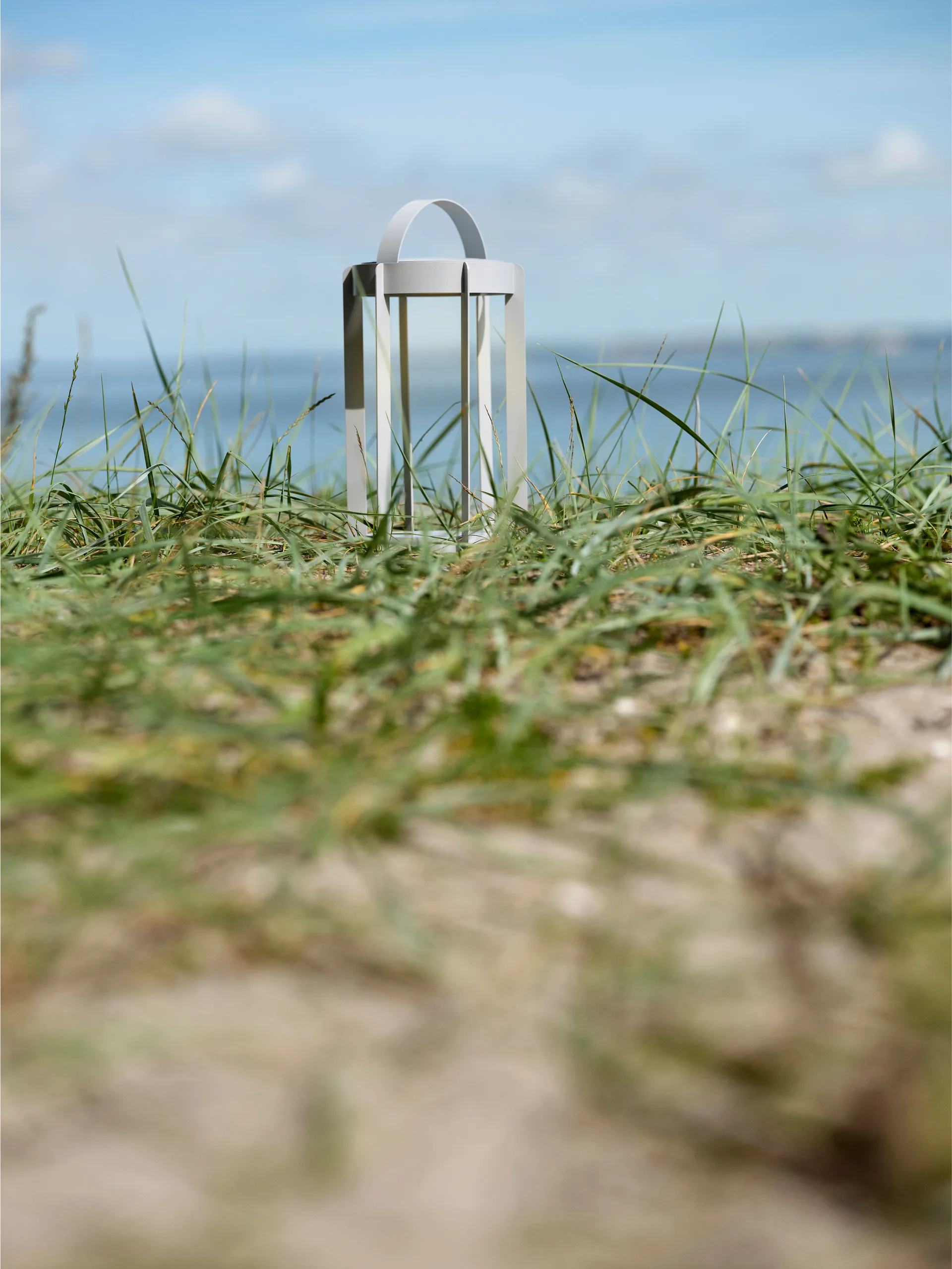 파이어플라이 랜턴 무선 LED 조명, Soft Grey Aluminium Zone Denmark | 존 덴마크