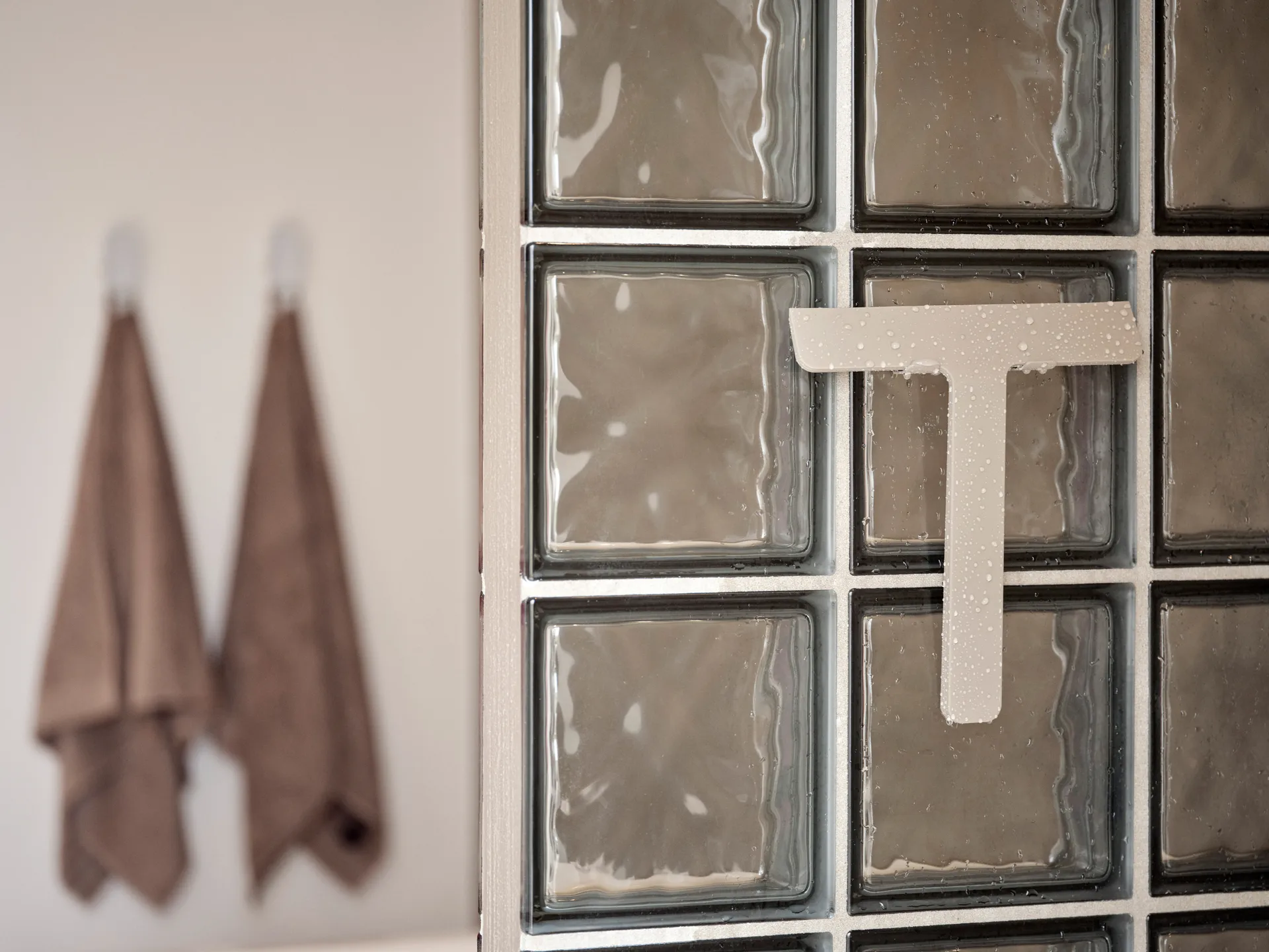 우메 스크레이퍼 홀더 포함, Taupe Zone Denmark | 존 덴마크