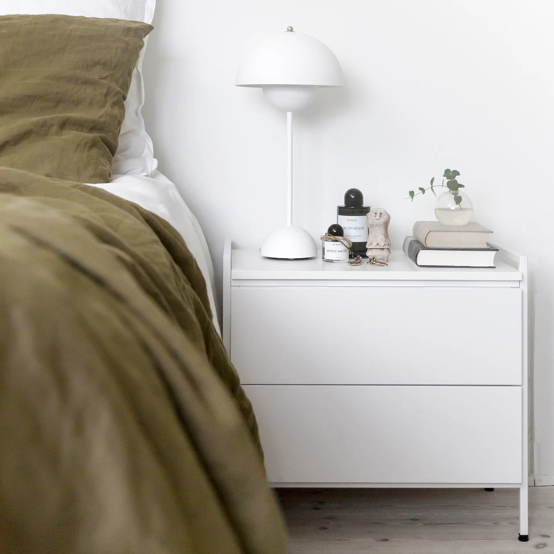 Molto 548 브라켓, White, bottom Zweed | 즈위드