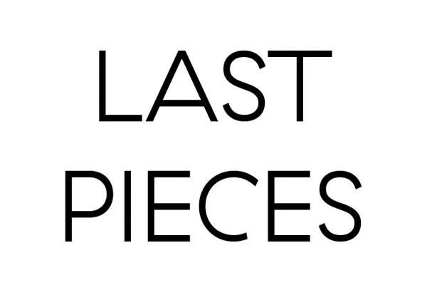 "LAST PIECES"라고 적힌 텍스트.